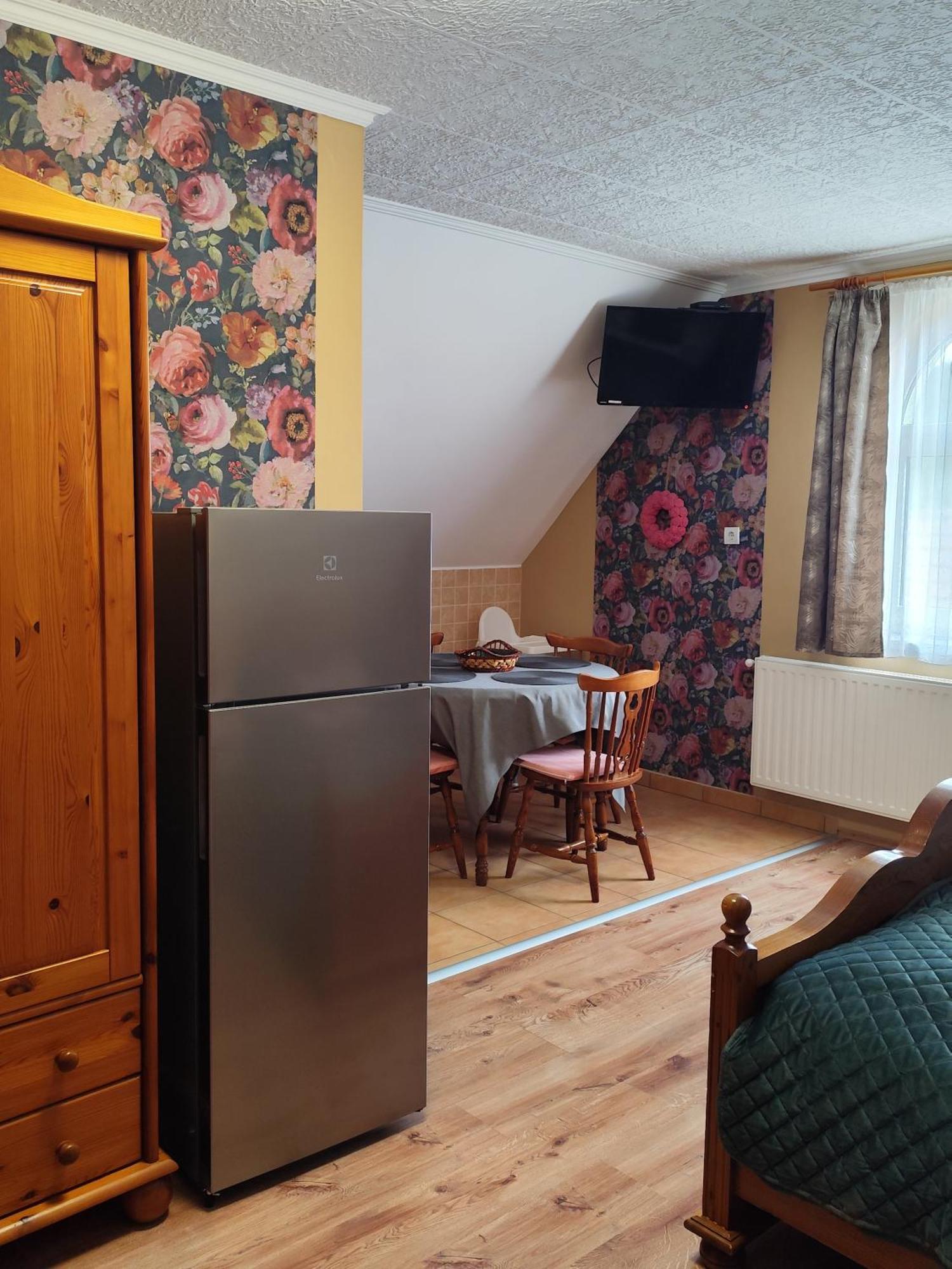Bobita Apartmanhaz Szilvasvarad Exterior photo